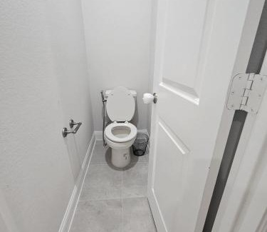 Wylie House | Private Suite Ensuite Bath&Walk in Closet