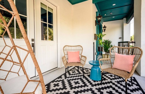 West End House | Private Suite in Historic Austin B&B: Sleeps 4!