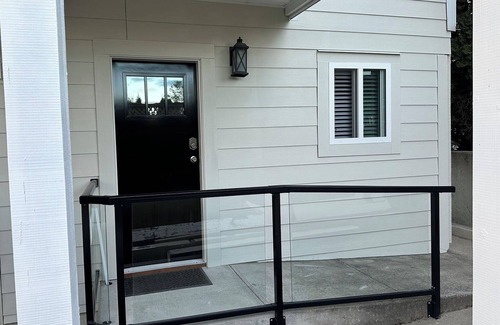 Powell River Apartment | Private suite steps away from the ferry and some of Powell River's best dining.