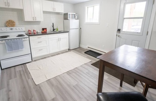 Sudbury Apartment | Private Suite With Full Kitchen