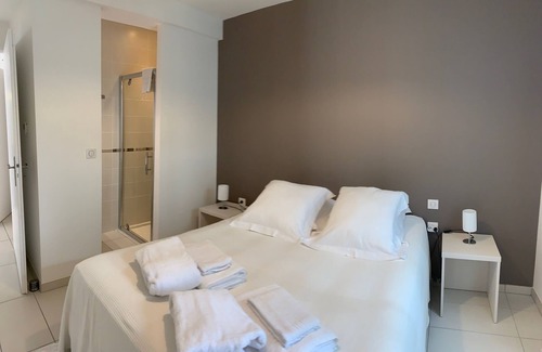 Arces House | Private swimming pool at 29°C - Maison de Vesta