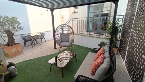 Centro / Baixa Apartment | Private Terrace at Flores Street