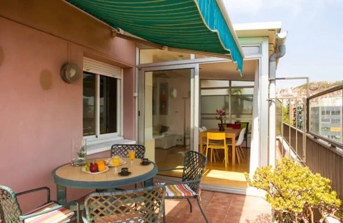 La Sagrada Familia Apartment | Private terrace overlooking Sagrada Familla in a quiet area
