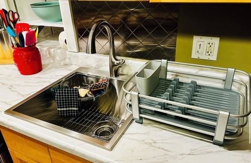 Truro Apartment | Private Truro apt near Corn Hill Beach & Ptown, dog-friendly-laundry & parking!