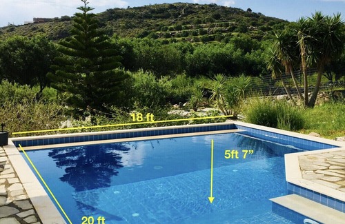 Elounda Villa | Private two bedroom villa, just 750 metres from Plaka, pool, garden, great views