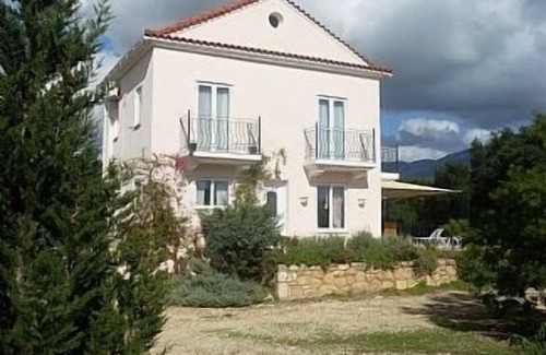 Kerameies Villa | Private unique villa with pool in a rural location, beaches & tavenas close by