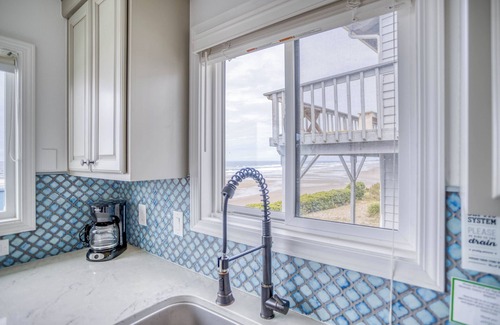 Seal Rock House | Private Updated Oceanfront Charmer, Panoramic Views, Extensive Outdoor Space