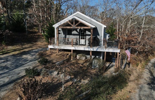 Truro Cottage | Private upscale cottage, close to Long Nook and Ballston beaches.
