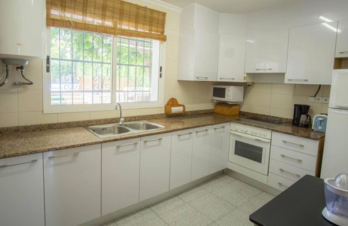 Peniscola Ski Chalet | Private villa with swimming pool, 3 bedrooms, Barbecue, WIFI