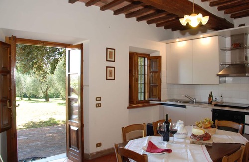Capannori Villa | Private Villa with A/C, WIFI, private pool, TV, patio, panoramic view, parking, close to Lucca