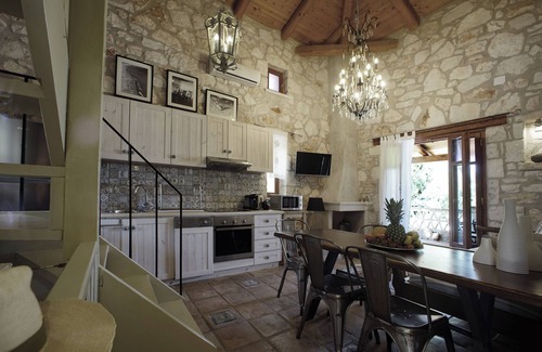 Vasilikos Villa | PRIVATE VILLA 2 BEDROOMS, 3 MIN WALKING TO THE BEACH & sea VEW & POOL & SPA