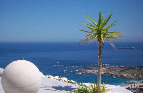 Camps Bay Villa | Private villa 360 views, pool, Jacuzzi, games room, ultimate mountain & sea view