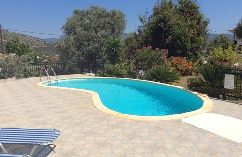 Psili Ammos Villa | Private villa close to sandy beach!