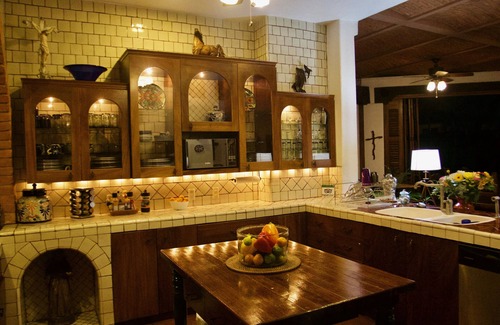 Cerro Villa | Private Villa Downtown PV, 3 blocks to Beach, Private Pool, 360 rooftop views.
