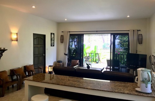 Thai Mueang Villa | Private villa for 4 people - sea view - swimming pool - all comfort - ocean front
