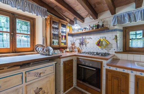 Gambassi Terme Villa | Private Villa with WIFI, A/C, private pool, TV, terrace, pets allowed, close to San Gimignano