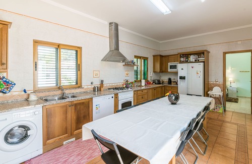 Estoi Cottage | Private villa with 6 suites and heated pool