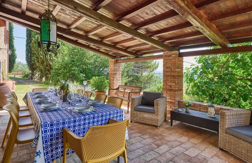 Agello Villa | Private Villa with A/C, WIFI, private pool, TV, patio, panoramic view, parking, close to Perugia