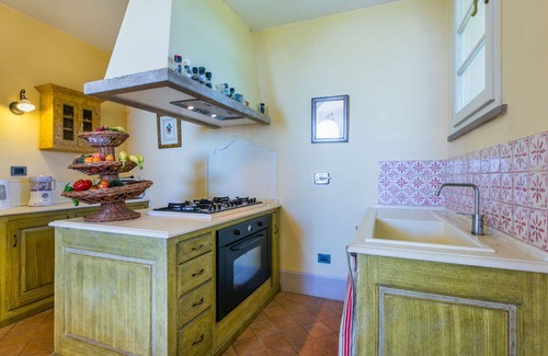 Cecina Valley Villa | Private Villa with A/C, WIFI, private pool, TV, patio, pets allowed, panoramic view, parking