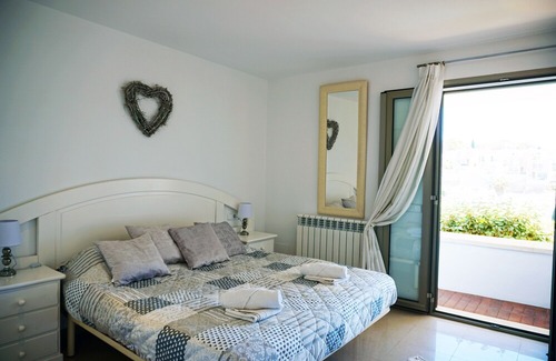 Cala Mandia House | Private Villa with pool - Beach front - Sea Views - Cala Mendia, Porto Cristo