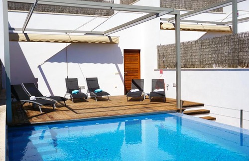 Cala Mandia Villa | Private Villa with pool - Beach front - Sea Views - Cala Mendia, Porto Cristo