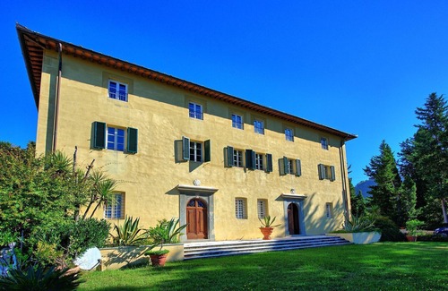 Camaiore Villa | Private Villa with private pool, WIFI, A/C, hot tub, TV, patio, panoramic view, close to Viareggio