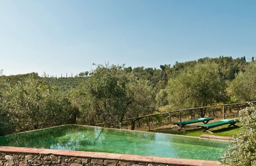 Radda in Chianti Villa | Private Villa with private pool, WIFI, TV, terrace, panoramic view, close to Greve In Chianti