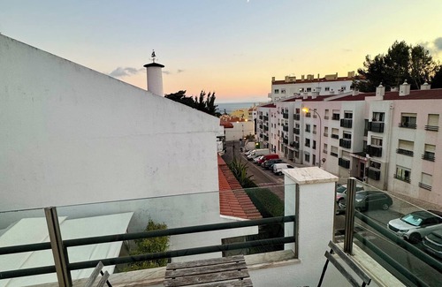 Cascais House | Private villa with swimming pool, bbq and outside area 5 min away from the beach