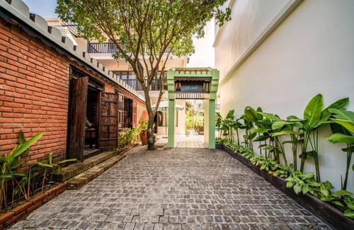 Cam Chau Hotel | Private Villa with Swimming Pool View - De An Villa 2