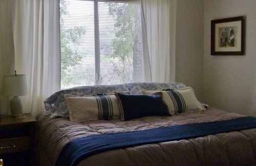 Boonville House | Private Vineyard Guest House - Close to Dining, Wine Tasting