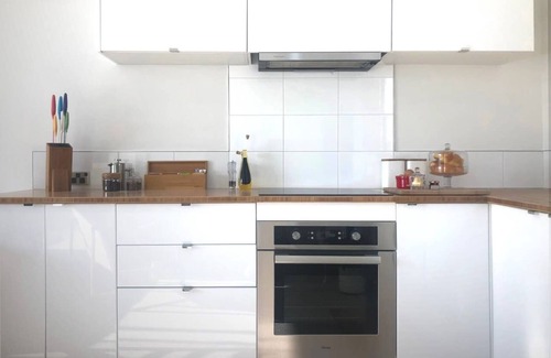 Fendalton House | Private warm suite in sunny Christchurch City home