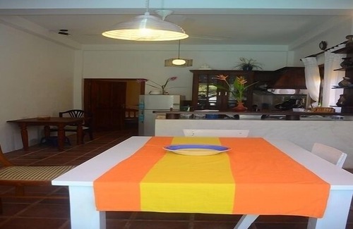 Hikkaduwa Villa | Privet Araliya Villa