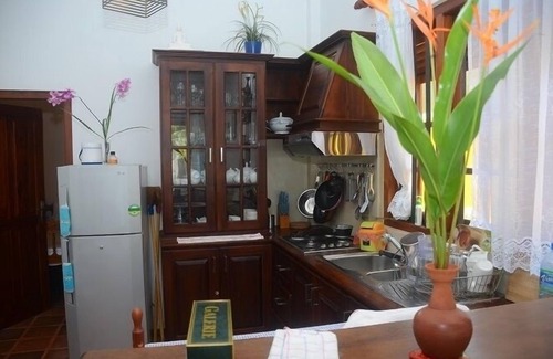 Hikkaduwa Villa | Privet Araliya Villa