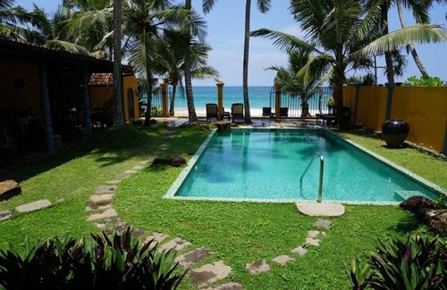 Hikkaduwa House | Privet Bungalow Beach Front m No 67, Hikkaduwa