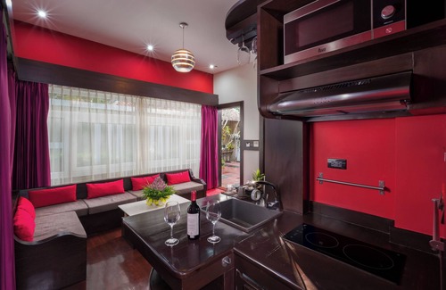Sangkat Sla Kram Villa | Privilege One-Bedroom Villa with Private Pool l Free Breakfast, Free Bike & Wifi