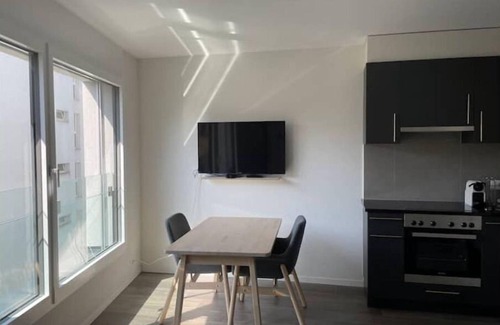 Prilly Apartment | Proche Lausanne: Studio Bien Équipé