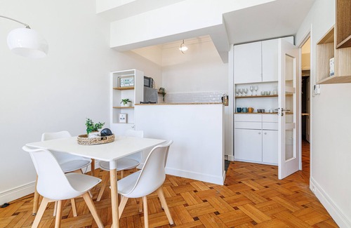 Les Baumettes Apartment | Promenade des Anglais - 2 Bdrs with Large Terrace