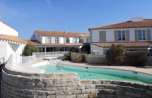 La Couarde-sur-Mer Apartment | PROMO Ideally on the island of Ré: Le Nid Couardais close beach and trade