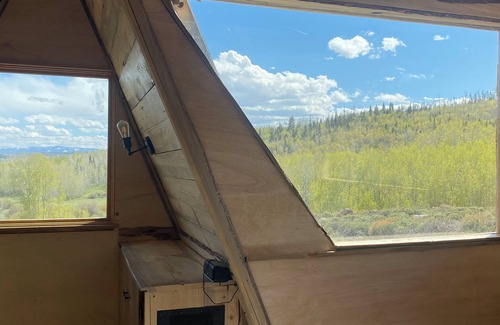 Walden Cabin | Pronghorn Point @ 22 West