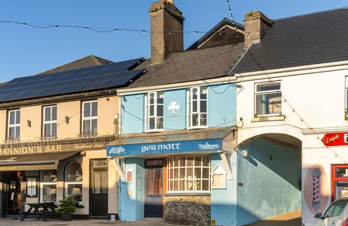 Clifden Cottage | Property 444 - Clifden - sleeps 11 guests in 6 bedrooms