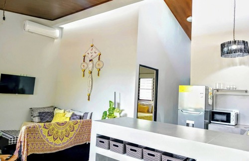 Hatillo House | Property for 14 People w/AC, WiFi- 5 Mins to Beach-30 Mins. to National Park