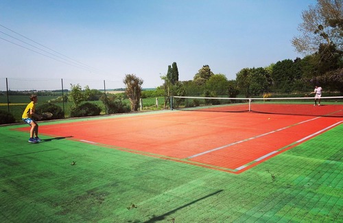 Mulcent House | Propriété Campagne à 65 kms de Paris. Piscine et Tennis. Période JO Paris 2024