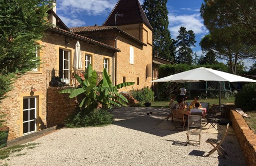 Morance House | Propriété de Charme en Pierres Dorées Avec Piscine & Parc de 0,5ha . 25' de Lyon