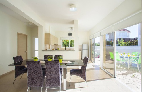 Protaras Villa | Protaras Fig Tree Bay Villa Theodora 8