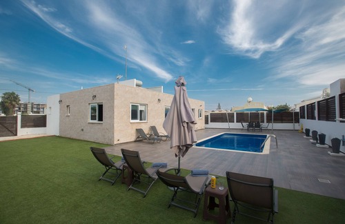 Protaras Cottage | Protaras Holiday Villa GD42 - a villa that sleeps 6 guests in 3 bedrooms