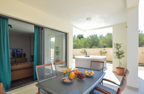 Jezera House | Prova 1 by Interhome