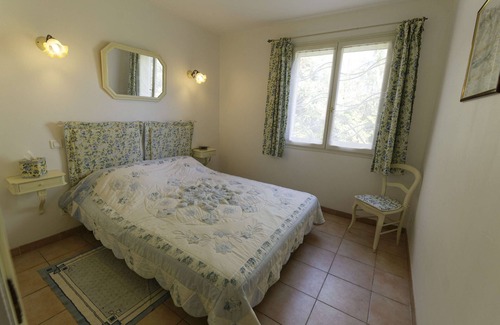 Villecroze Cabin | Provençal farmhouse "Les Rosiers"