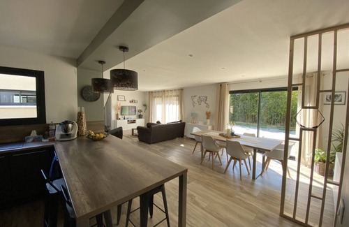 Mas-Blanc-des-Alpilles House | 🏡 Provencal getaway: pool & comfort in the Alpilles regional park 🌞