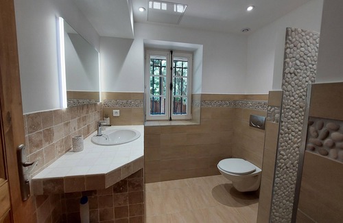 Saint-Etienne-du-Gres Other | Provencal farmhouse with stone charm - 5 bedrooms - heated swimming pool 10p