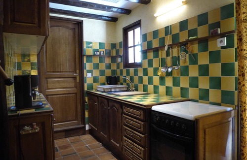 Cabries House | Provencal house sleeps 4, airconditionned, exclusive pool near Aix-en-Provence